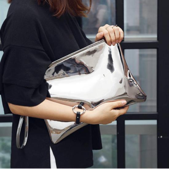 Everything You Want To Know About Clutch Bags - Star Town